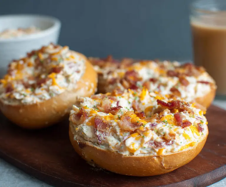 Creamy Bacon Cheddar Bagels